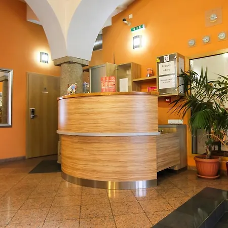 Prajer Hotel 3*